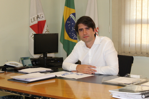 Fhemig tem o mais jovem presidente de sua história